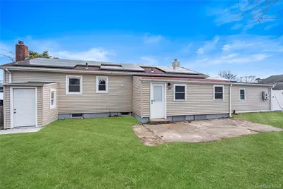 10 S 30th Street, Wyandanch, NY 11798 - Photo 46