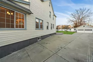 247-23 91st Ave, Bellerose, NY 11426 - Photo 28