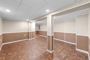 247-23 91st Ave, Bellerose, NY 11426 - Photo 26