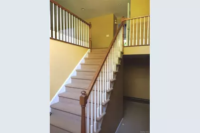 24 Sedgewick Road, Poughkeepsie, NY 12603 - Photo 6