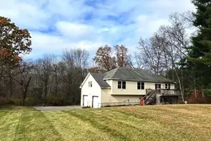 24 Sedgewick Rd, Poughkeepsie, NY 12603 - Photo 2