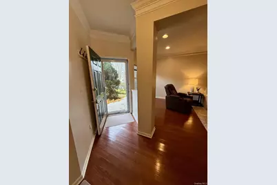 955 Huntington Drive, Fishkill, NY 12524 - Photo 8