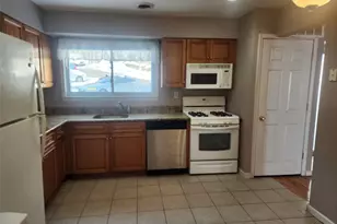 18 Pavilion Ridge Way, Suffern, NY 10901 - Photo 4