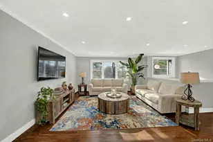 204 Dahlia Dr, Mahopac, NY 10541 - Photo 4