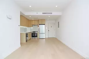 15002 Northern Bloulevard, Flushing, NY 11354 - Photo 18