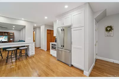 84 Townline Road, Nanuet, NY 10954 - Photo 6