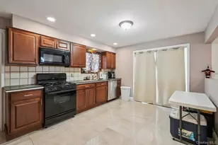 19 Tanneyanns Ln, West Haverstraw, NY 10993 - Photo 10