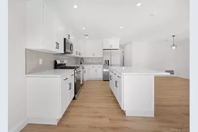 48 Victorian Lane, Medford, NY 11763 - Photo 6