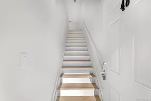 48 Victorian Ln, Medford, NY 11763 - Photo 20