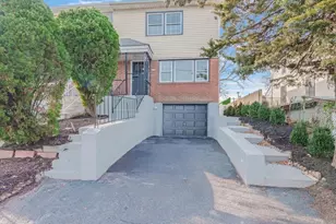 105-14 Van Wyck Expy, Richmond Hill, NY 11419 - Photo 1