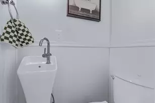 105-14 Van Wyck Expy, Richmond Hill, NY 11419 - Photo 12