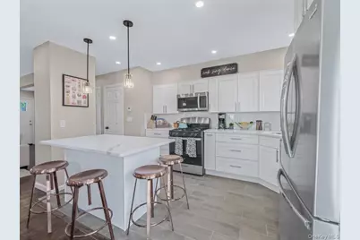 10514 Van Wyck Expressway, Richmond Hill, NY 11419 - Photo 8