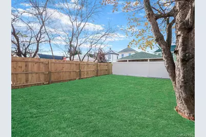 10514 Van Wyck Expressway, Richmond Hill, NY 11419 - Photo 24