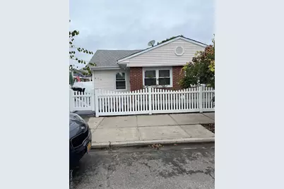 615 W Walnut Street, Long Beach, NY 11561 - Photo 1