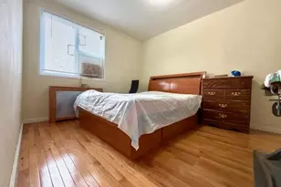 67-20 218th St, Bayside, NY 11364 - Photo 10