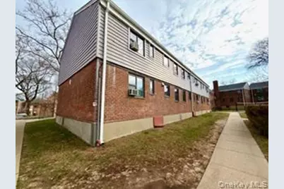 67-20 218 Street #Lower, Bayside, NY 11364 - Photo 14