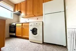 67-20 218th St, Bayside, NY 11364 - Photo 4