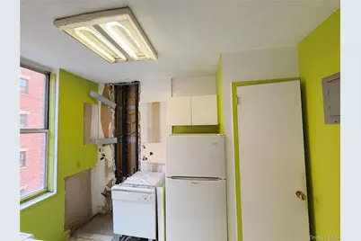 520 W 112th Street #4B, New York, NY 10025 - Photo 10