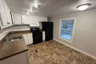 412 Cologne Ave, Wallkill, NY 12589 - Photo 4