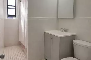 40-05 Ithaca St, Elmhurst, NY 11373 - Photo 8