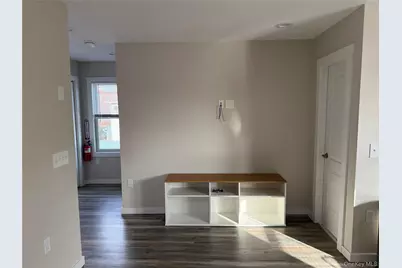 341 Main Street #1B, Islip, NY 11751 - Photo 4