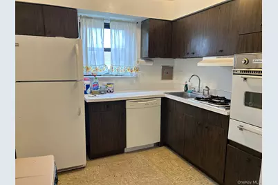 122 Sneden Place #122, Spring Valley, NY 10977 - Photo 10