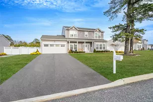 7 Pondview Cir, Shirley, NY 11967 - Photo 44