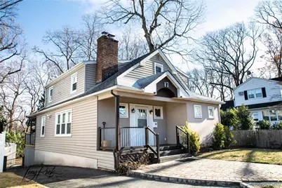 17 Glamford Avenue, Port Washington, NY 11050 - Photo 2