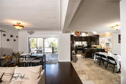 17 Glamford Avenue, Port Washington, NY 11050 - Photo 4