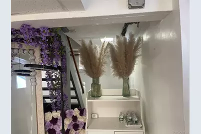 85 Locust Avenue, Scarsdale, NY 10583 - Photo 36