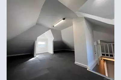 85 Locust Avenue, Scarsdale, NY 10583 - Photo 22