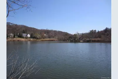 21 Lumber Road #3B, Roslyn, NY 11576 - Photo 18