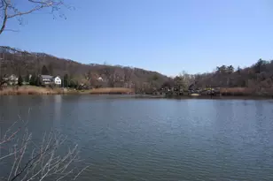 21 Lumber Rd, Roslyn, NY 11576 - Photo 18