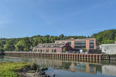 21 Lumber Road #3B, Roslyn, NY 11576 - Photo 14