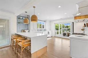 4 Carriage Ln, Southampton, NY 11968 - Photo 8