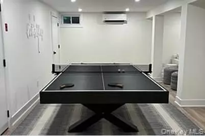 4 Carriage Lane, Southampton, NY 11968 - Photo 36