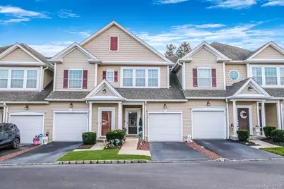 119 Wildwood Circle, Holtsville, NY 11742 - Photo 2