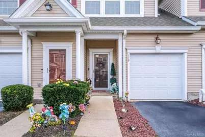 119 Wildwood Circle, Holtsville, NY 11742 - Photo 1