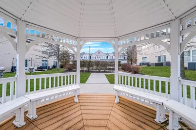 119 Wildwood Circle, Holtsville, NY 11742 - Photo 28