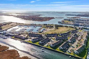 1 Anchorage Way, Freeport, NY 11520 - Photo 10