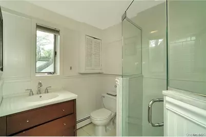 215 Roosevelt Boulevard, Long Beach, NY 11561 - Photo 12