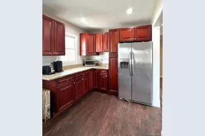 51 Clinton Avenue, Patchogue, NY 11772 - Photo 6