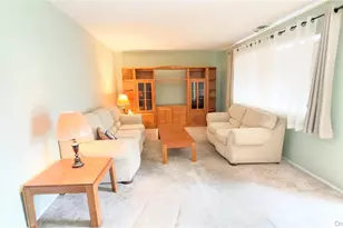 98 Whistler Ct, Middle Island, NY 11953 - Photo 12