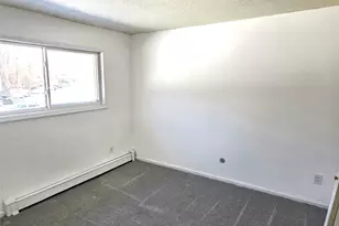 9 Fishkill Glen Dr, Fishkill, NY 12524 - Photo 8