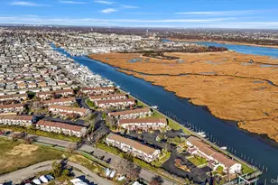 1 Anchorage, Freeport, NY 11520 - Photo 30