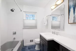 44 Amherst Dr, New Rochelle, NY 10804 - Photo 14