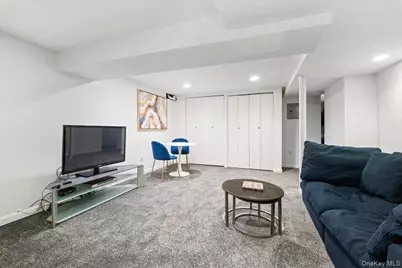 44 Amherst Drive, New Rochelle, NY 10804 - Photo 16