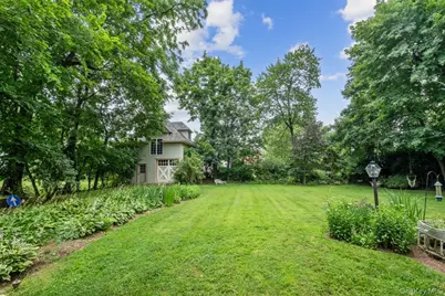 47 Elk Avenue, New Rochelle, NY 10804 - Photo 30