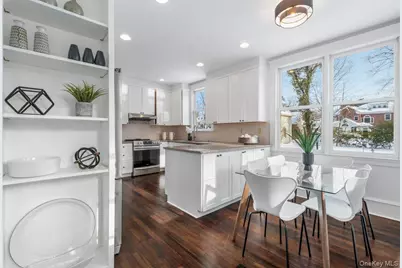 47 Elk Avenue, New Rochelle, NY 10804 - Photo 10