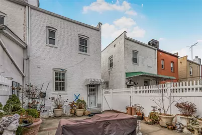 13225 82nd Street, Ozone Park, NY 11417 - Photo 34